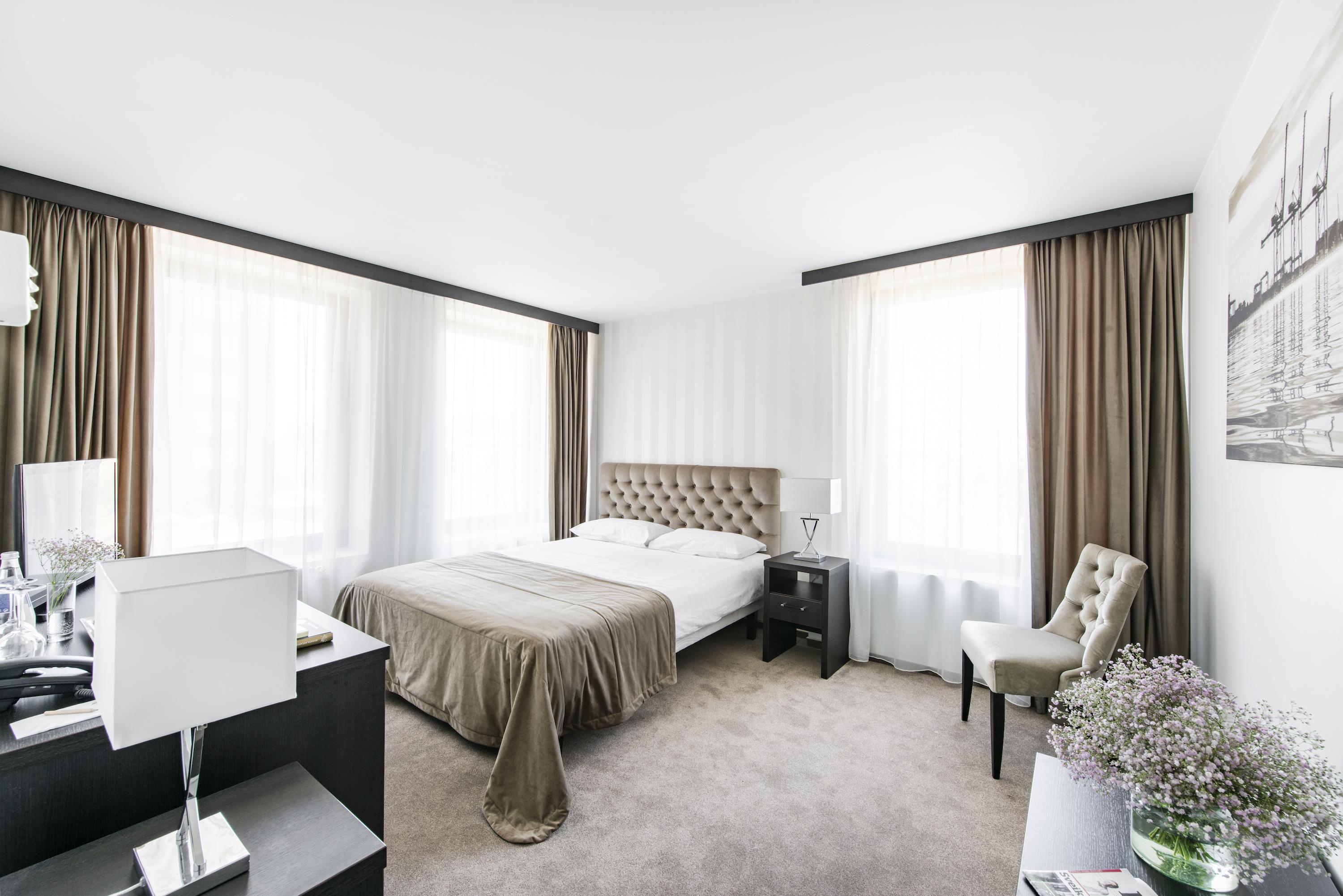 Hotel Amberton 4*